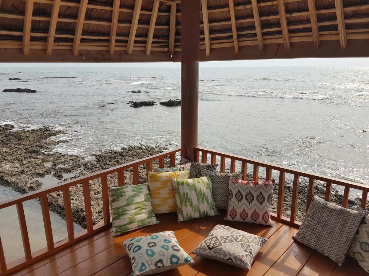Double G Resort Anyer Bulakan エクステリア 写真
