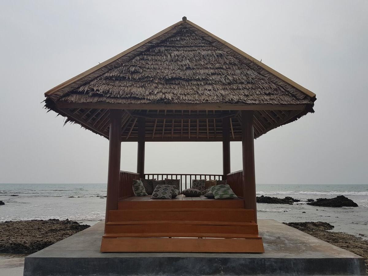 Double G Resort Anyer Bulakan エクステリア 写真