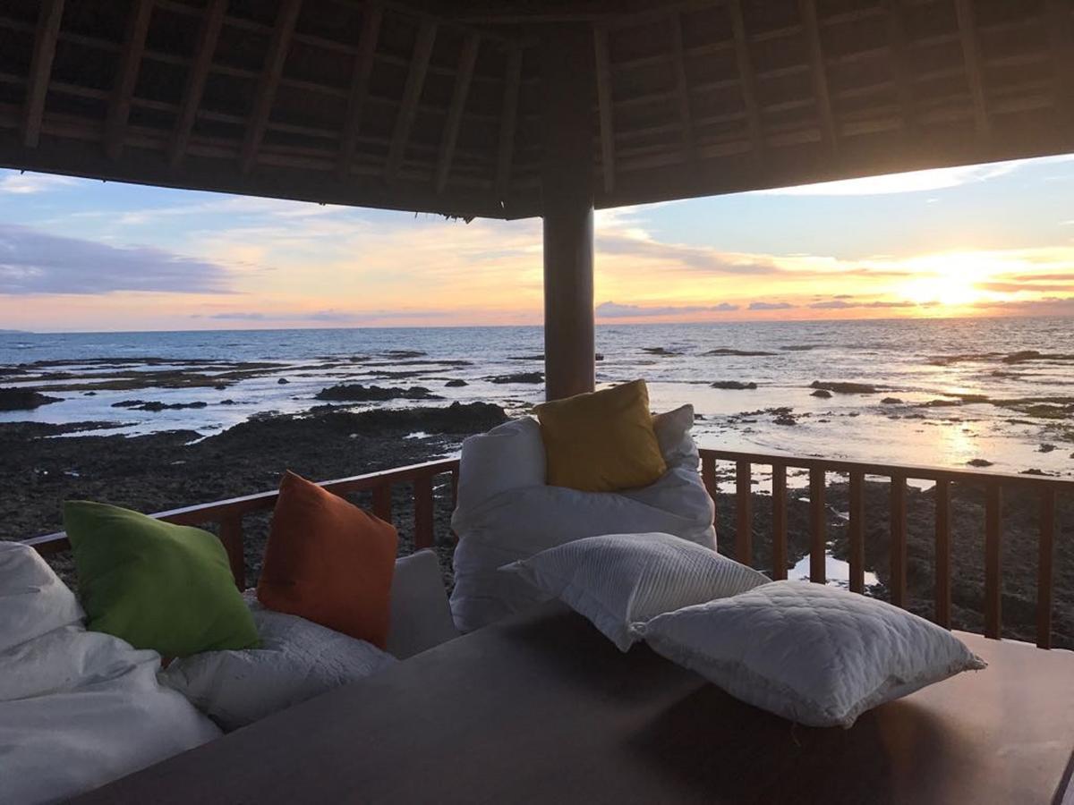 Double G Resort Anyer Bulakan エクステリア 写真